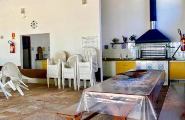 Casa ideal em condomínio fechado a 200m da Praia Maranduba, área de lazer completa - Foto 12