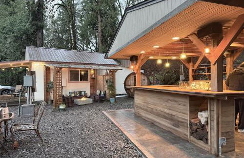 Enchanted Hollow- Cozy, Romantic Woodland Getaway - Photo 13