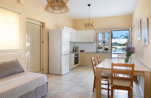 Queen Electra with pool and tennis court - Photo 4