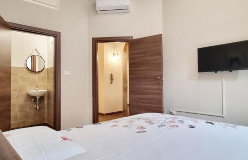 "Casa del Borgo" charming flat at 30 min from Florence, 2 Smart TV - Foto 17