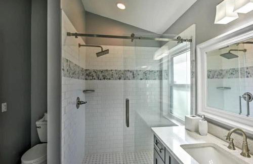 Luxury Retreat with 2 Master Suites Pool & Hot Tub BBQ Pool Table 2 Miles Disney - Foto 10