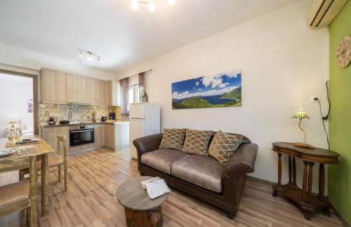 Orchid Garden Apartment - Photo 3