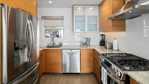 Newly Renovated 3BR Modern Apt in Heart of Ocean Beach - Foto 3