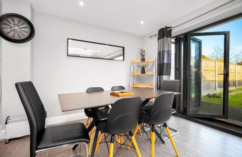 Grand 5 Bedrooms and 3 Bath Birmingham Home - Foto 23