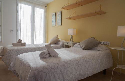 Villa 8, chalet pareado con jardín y piscina - Foto 11