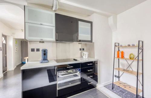 Superbe logement près de la gare et de l'autoroute - Foto 6