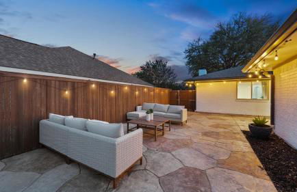 5BR Family Oasis with Pool and Game Room - Foto 42