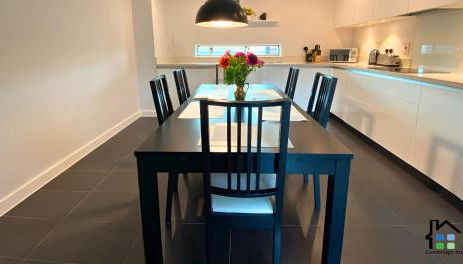 Apartment at Addenbrooke hospital and Bio Campus - Free Private parking - Foto 4