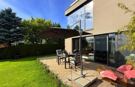 Panorama-Übernachtungen - 4 Sterne DTV - eigene Terrasse mit Garten - Infrarot-Sauna mit Dampfbad - Photo 21