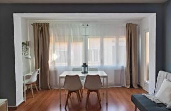 Apartamento Gran Via para 6 en el centro de Premià - Foto 2