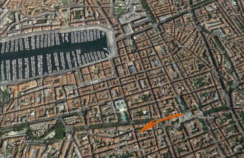 Appartement terrasse proche vieux-port - Photo 22