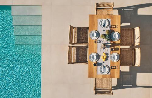 Thelxi's Suite II - Brand New Seaview Suite! - Foto 24