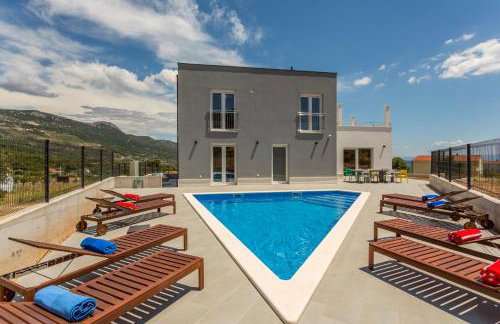 Villa Mila Kastela - Photo 1