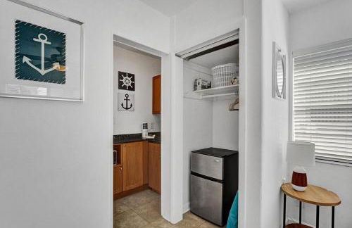 Lovely 1- Bedroom Rental Unit With Pool - Foto 113