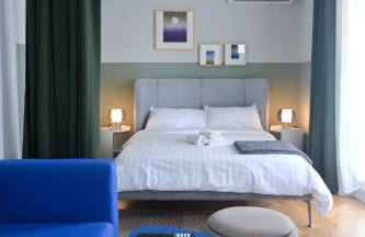 Lili's Studio 2, balcony, New 2025 - Photo 7