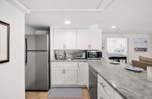 Sprawling Home 1 Mi to Downtown - Foto 27