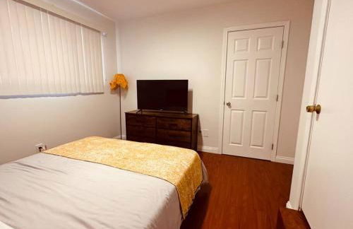 Charming 3BR Retreat near Disneyland Downtown LA! - Foto 13