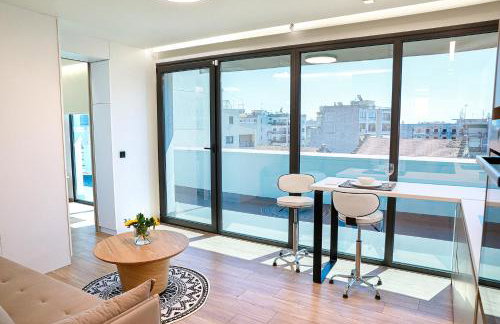 The First Key Luxury & small apartment in the center of Xanthi - Foto 13