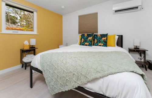 Smart Bungalow: 10-min to UF, Central Location - Foto 20
