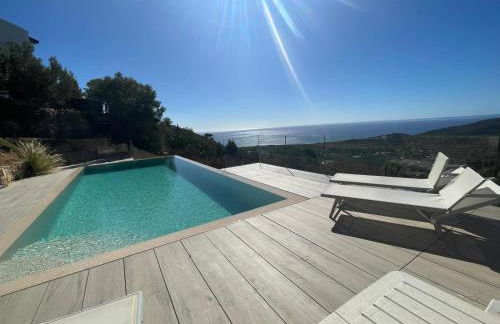 Villa with private pool, amazing sea panorama and private garden - Foto 16