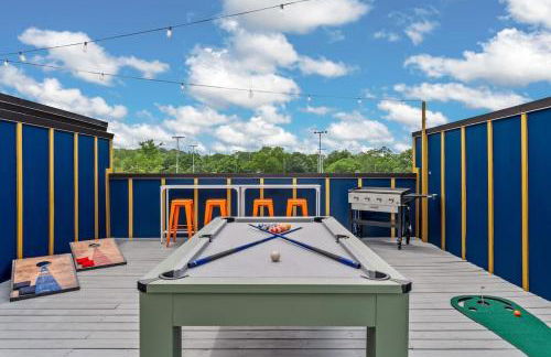 Chic Oasis 2 miles from DT - Pool table - B-Dashy - Foto 17