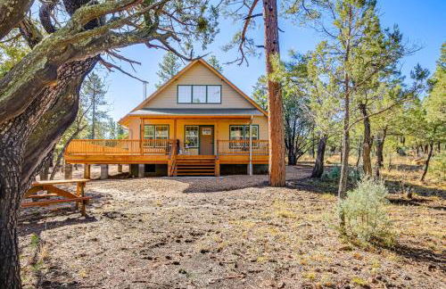 Peaceful Blue Ridge Cabin with Wraparound Deck! - Foto 28