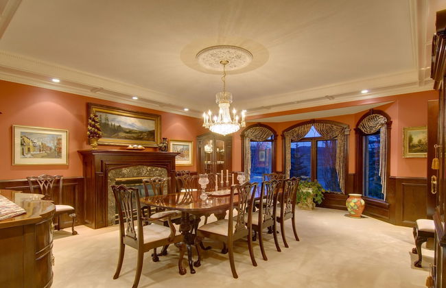 Ghost Lake Manor House - Foto 23