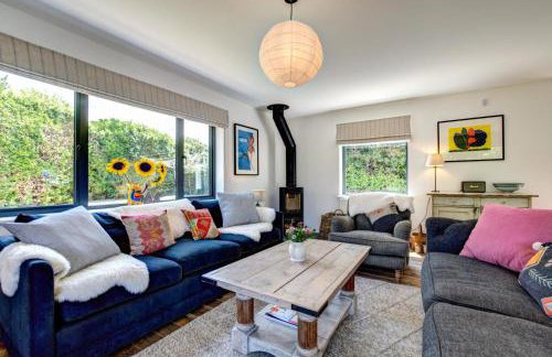 4 Bed in Trevone oc-p00696 - Photo 2