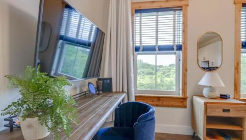 Amazing Amenities and Location - 1 Bedroom Condo - Foto 4