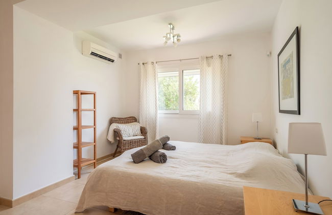 Spacious 3BR Villa with pool and views - Foto 14