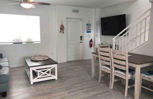THE SANDCASTLE SUITE! Brand New 2Bedroom in Oceanfront Complex! BE THE FIRST to Visit our Condo Townhome with FREE Parking & Private Garage at Ocean Isles 38 Marathon FL KEYS! SPECIAL PRICING!!! - Foto 54