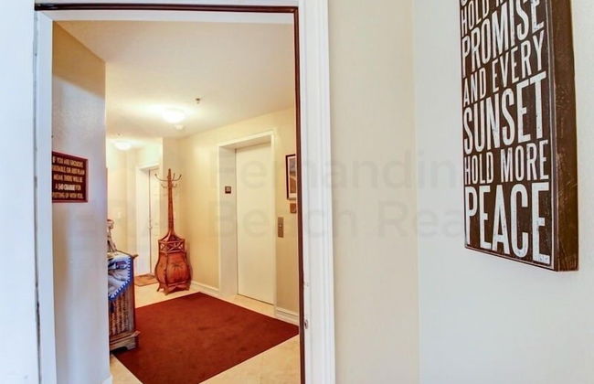 Deluxe Condo at the heart of Main Beach by RedAwning - Foto 22