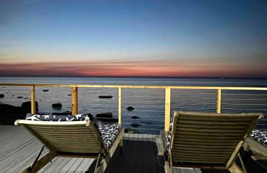 Beachfront Greenport Villa - Foto 3