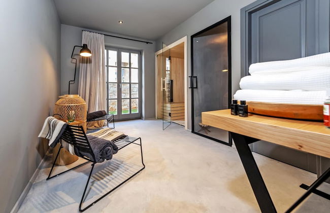 Villa Renata With Sauna Private Pool Jacuzzi - Photo 4