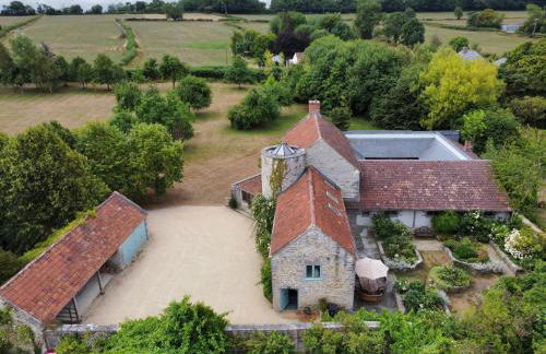 Hill House, Spectacular Rural Home With Hot Tub - Photo 5