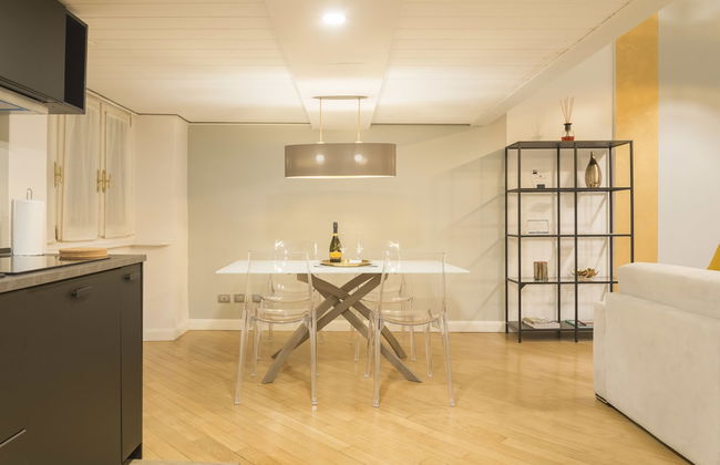 Heart Milan Apartments - San Sepolcro Duomo - Foto 14