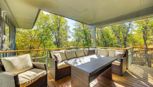 5 Mi to Area Attractions Home with Indoor Hot Tub - Foto 3