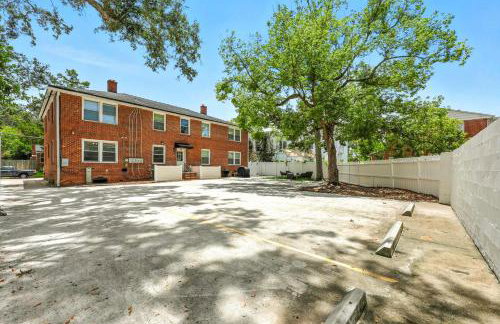 Sleek 2 BR Condo - 2 block from San Marco - Foto 23