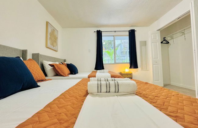 NEW Top Location King bed Free Parking - Foto 6