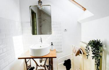 Former Monastery With Pool In Loire Valley - Foto 26