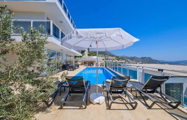 Villa Lumiere 3 Luxurious 5 bed Villa in Kiziltas Kalkan With sea Views - Photo 42