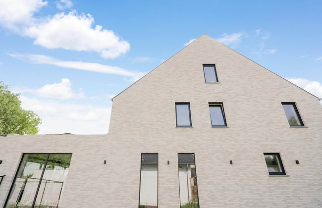 Modern Holiday Home in Ronse With Garden - Photo 34