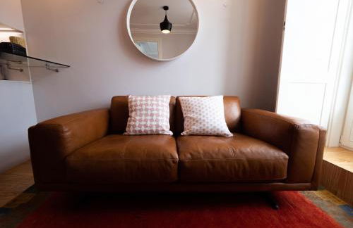 Augusta 229-5E-City Center Apt- Balcony & Elevator - Photo 2