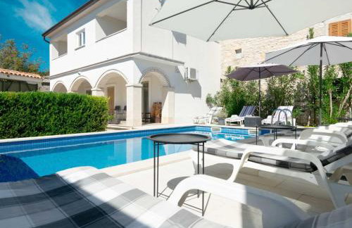 Holiday Home Villa Martin - Rückzugsort auf dem Land mit Pool by Interhome - Photo 13