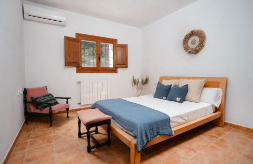 7 Bedroom Villa with Pool - 5mins walk to Cala Llonga Beach - Can Ramon - Foto 27