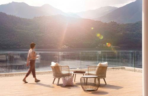 Laqua by the lake - Photo 23