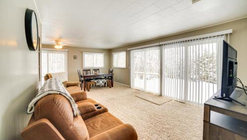 Manistique Lake Retreat with Dock! - Foto 5