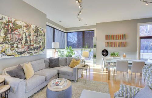 Downtown Condo with Rooftop Patio and City Views! - Foto 6