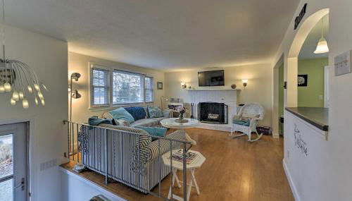 Pond Access and Private Dock East Wareham Home - Foto 5