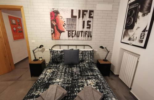 The black dog house - Foto 32